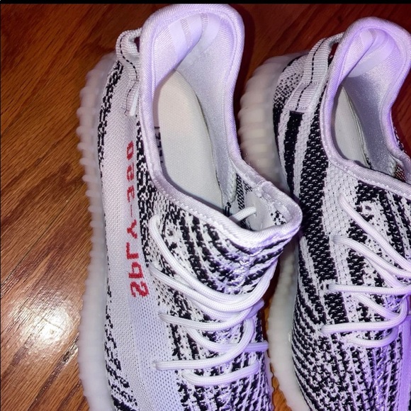 Yeezy boost 350 zebra - Picture 2 of 5